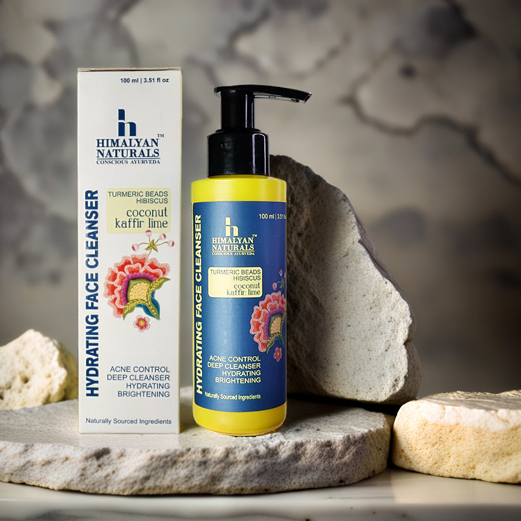 Hydrating Face Cleanser with Encapsulated Turmeric Beads